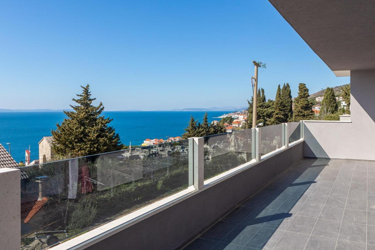 Luxury Apartment Lorena - Private Heated Pool - Есенице Экстерьер фото