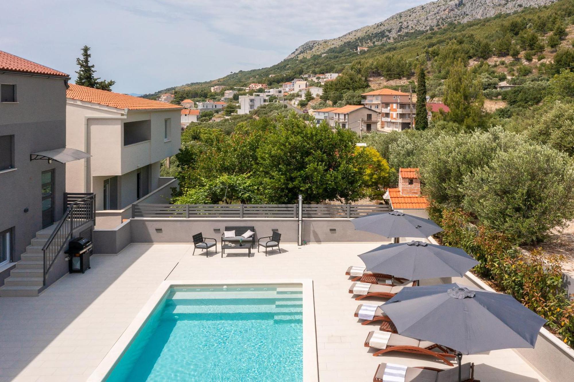 Luxury Apartment Lorena - Private Heated Pool - Есенице Экстерьер фото
